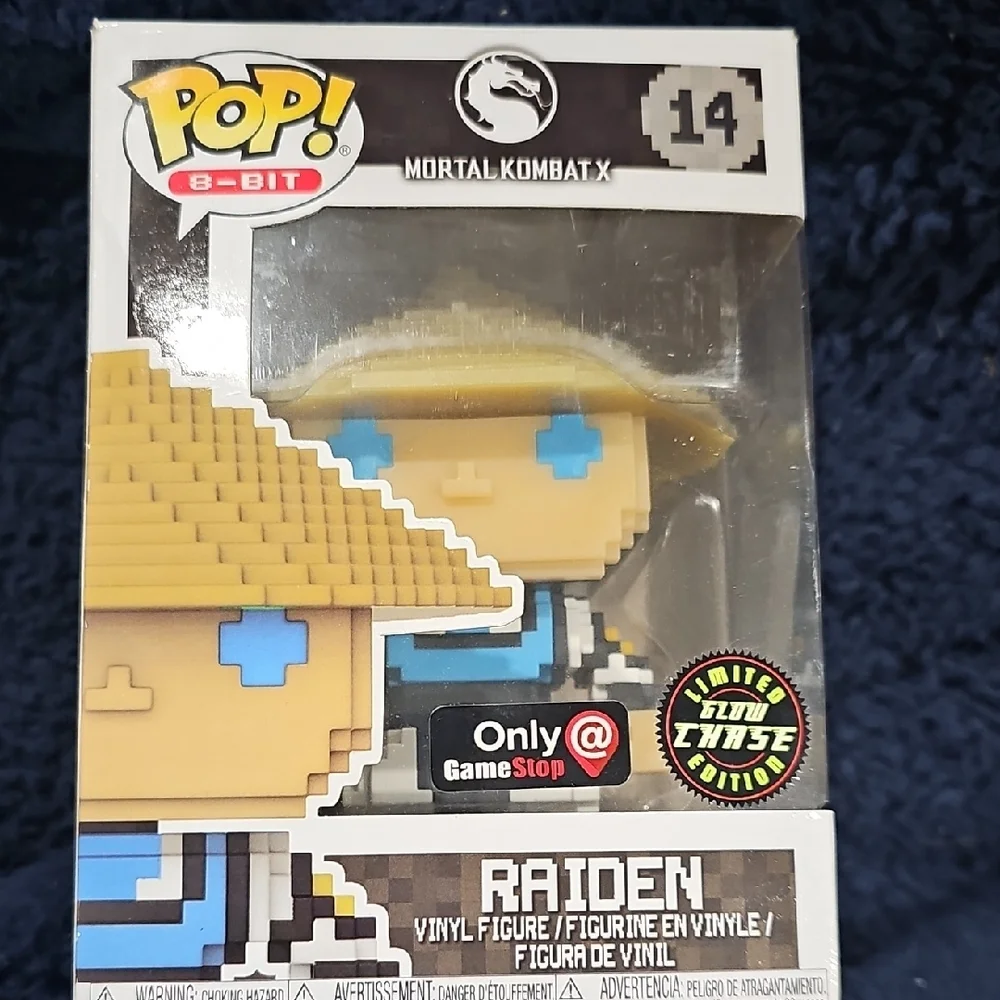 Funko Pop! 8-Bit Raiden Vinyl Figure - Picture 1 of 4
